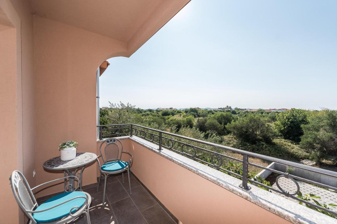 Luxury Apartments Garden Sukošan Exterior foto