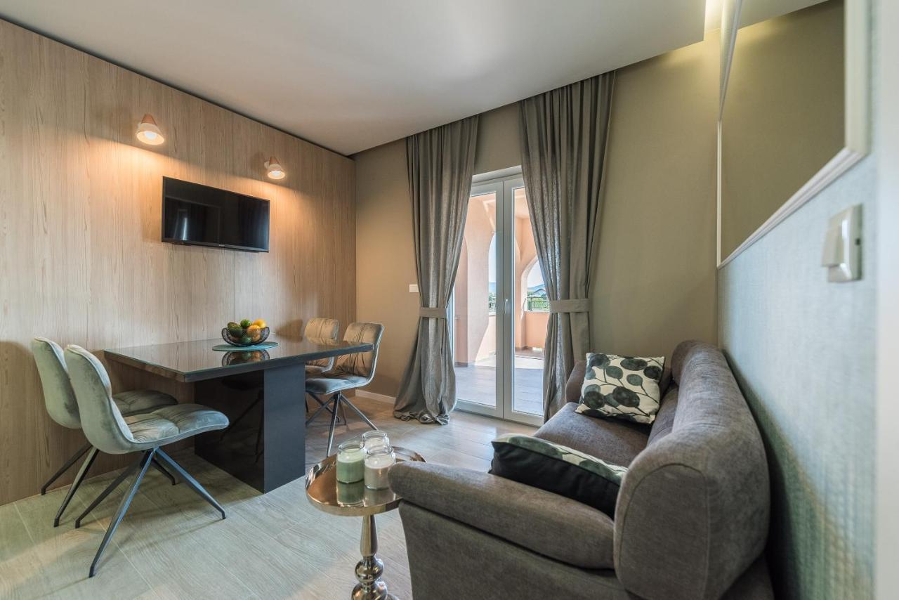 Luxury Apartments Garden Sukošan Exterior foto