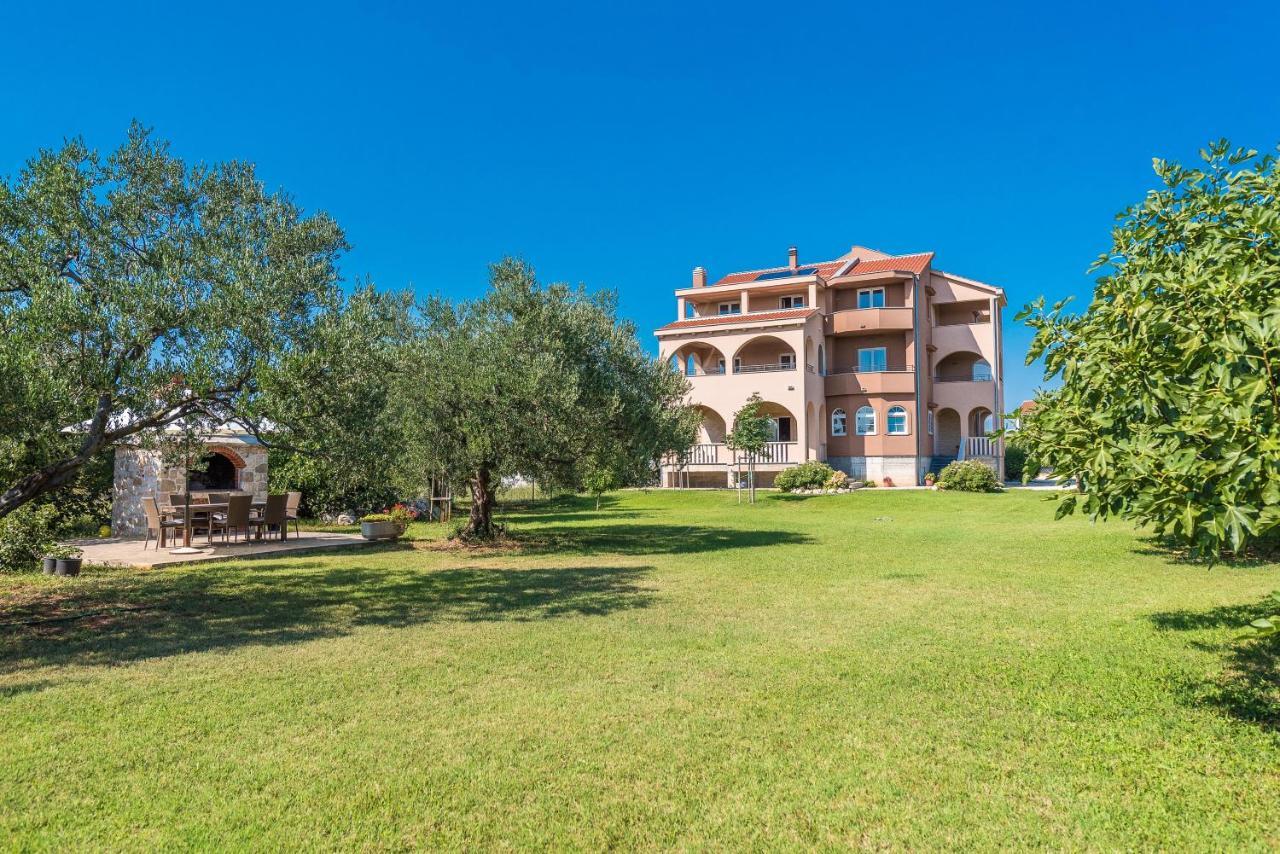 Luxury Apartments Garden Sukošan Exterior foto